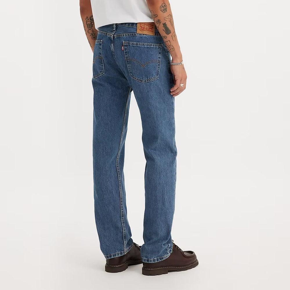 Levi’s 505 Regular-fit medium stonewash straight-leg jeans, 36x34